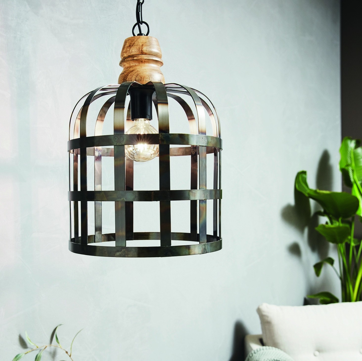 89,95 € Envio grátis | Lâmpada pendurada Eglo Oldcastle 60W Ø 31 cm. Aço e madeira. Cor dourado, castanho, preto e prata