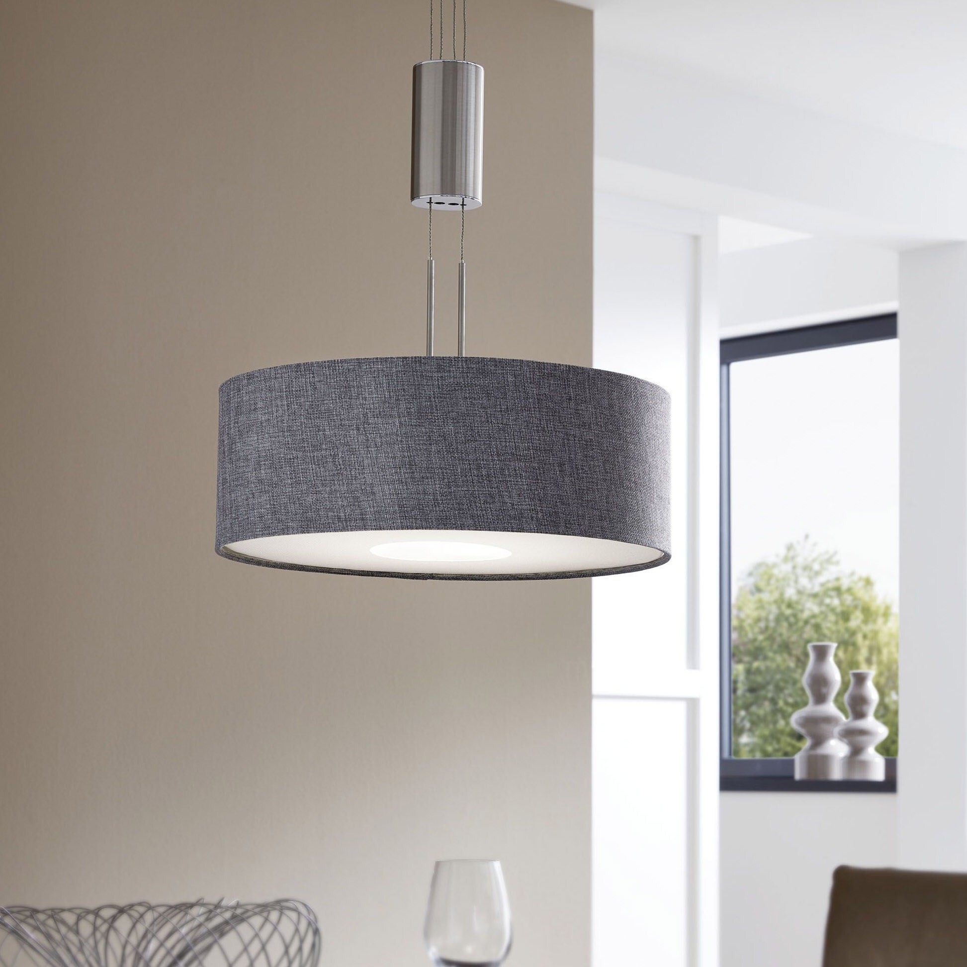 136,95 € Бесплатная доставка | Подвесной светильник Eglo Romao Ø 38 cm. Стали, белье и текстиль. Покрытый хром, серый, никель, матовый никель и серебро Цвет