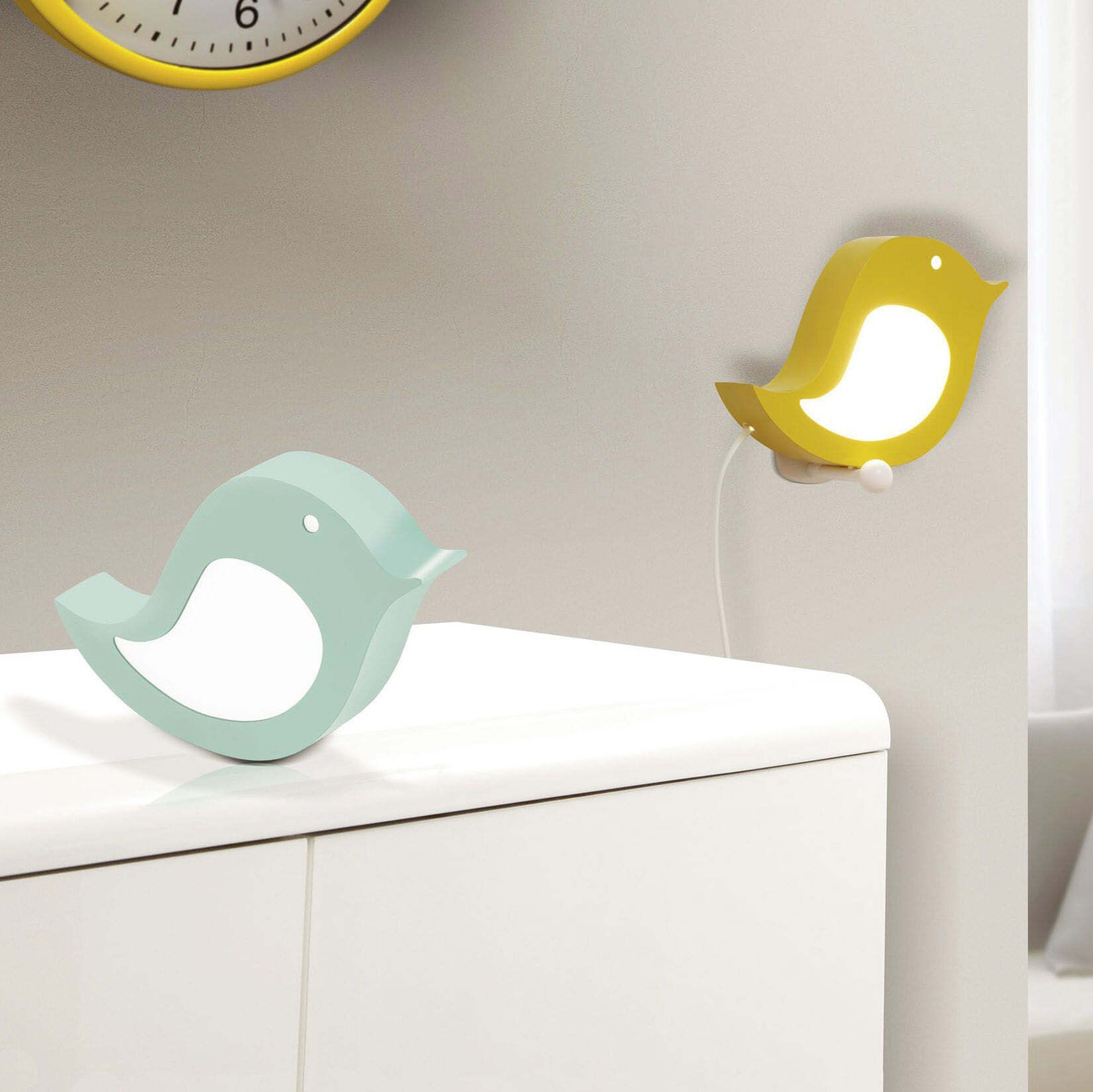 39,95 € Kostenloser Versand | Tischlampe Eglo Sparino 22×19 cm. Stahl und blatt. Weiß und grün Farbe