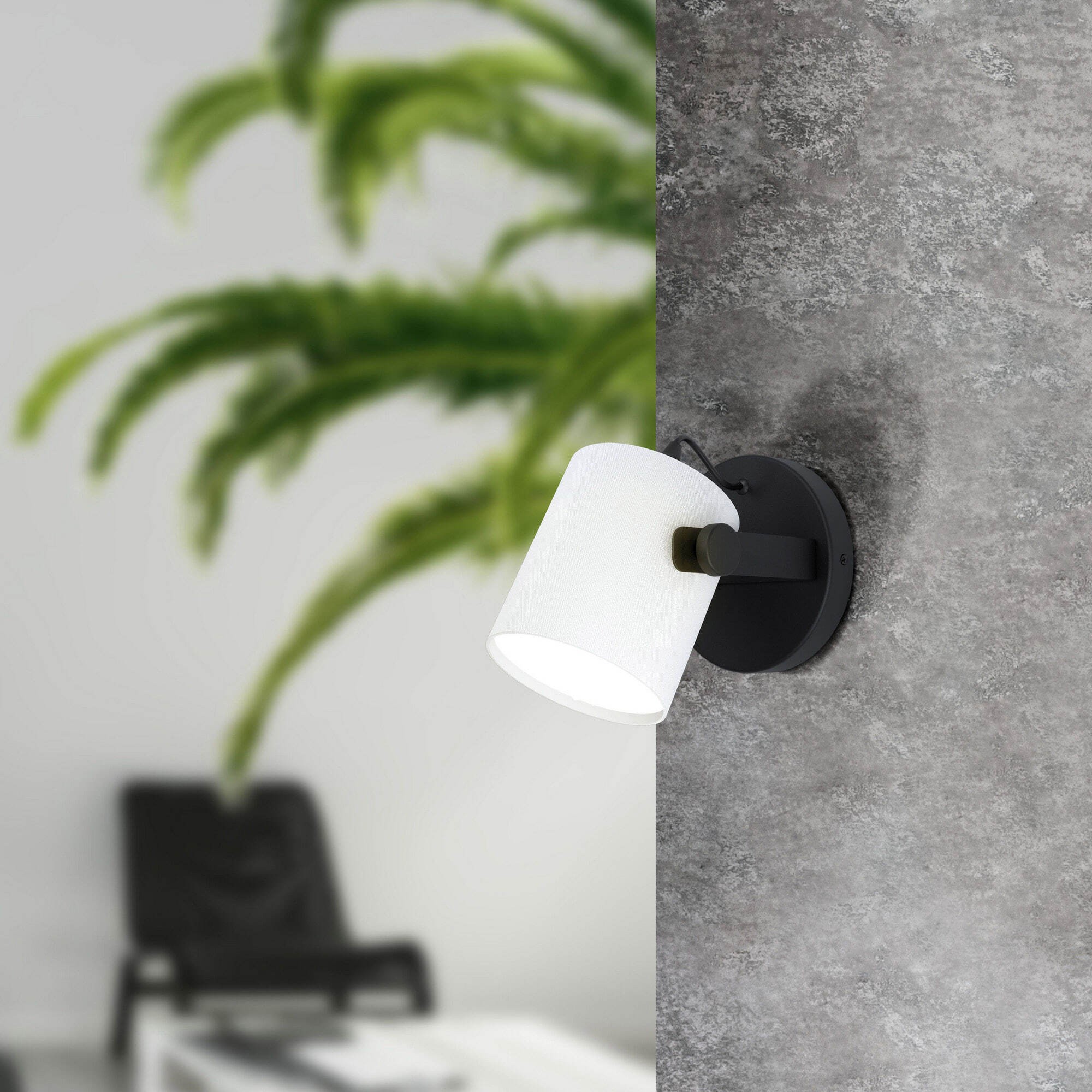 48,95 € Envío gratis | Aplique de pared interior Eglo Hornwood 1 20 cm. Acero, madera y textil. Color blanco y negro