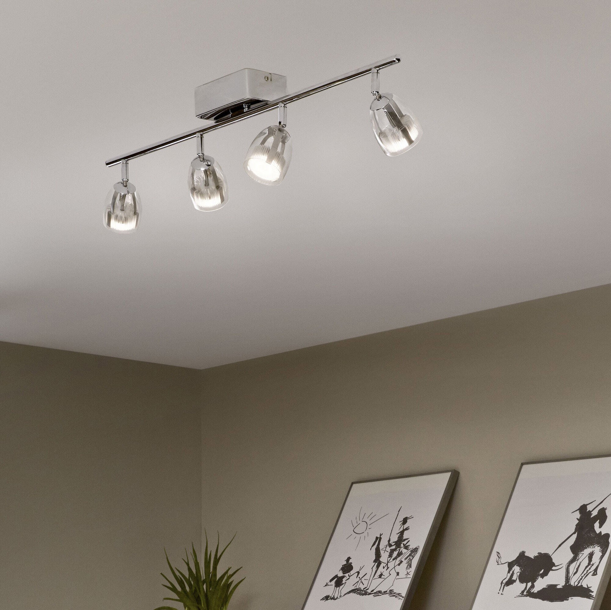 139,95 € Envoi gratuit | Projecteur d'intérieur Eglo Pecero 78×8 cm. Acier et plastique. Couleur chromé et argent