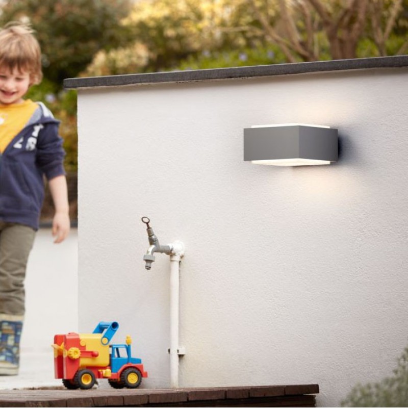 29,95 € Free Shipping | Outdoor wall light Philips Hedgehog Rectangular Shape 18×16 cm. Wall light Terrace and garden. Modern Style. Gray Color