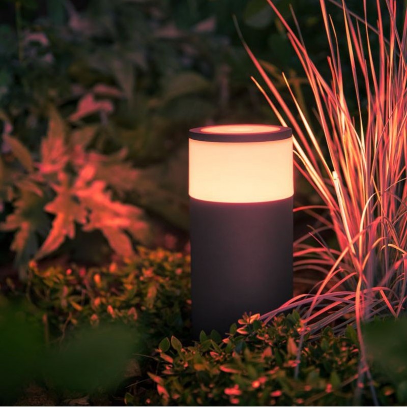 123,95 € Free Shipping | Luminous beacon Philips Calla 8W Cylindrical Shape 25×10 cm. Outdoor pedestal. Integrated White / Multicolor LED. Extension for low voltage system Terrace and garden. Sophisticated and design Style