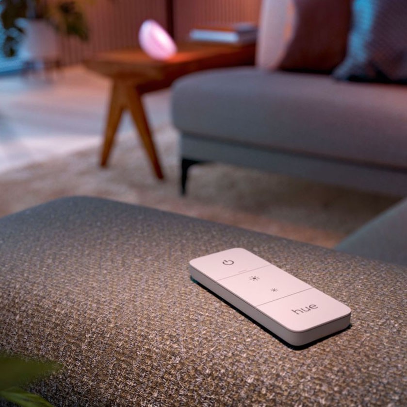 22,95 € Spedizione Gratuita | Apparecchi di illuminazione Philips Hue 13×8 cm. Dimmer con batteria. Installazione senza fili
