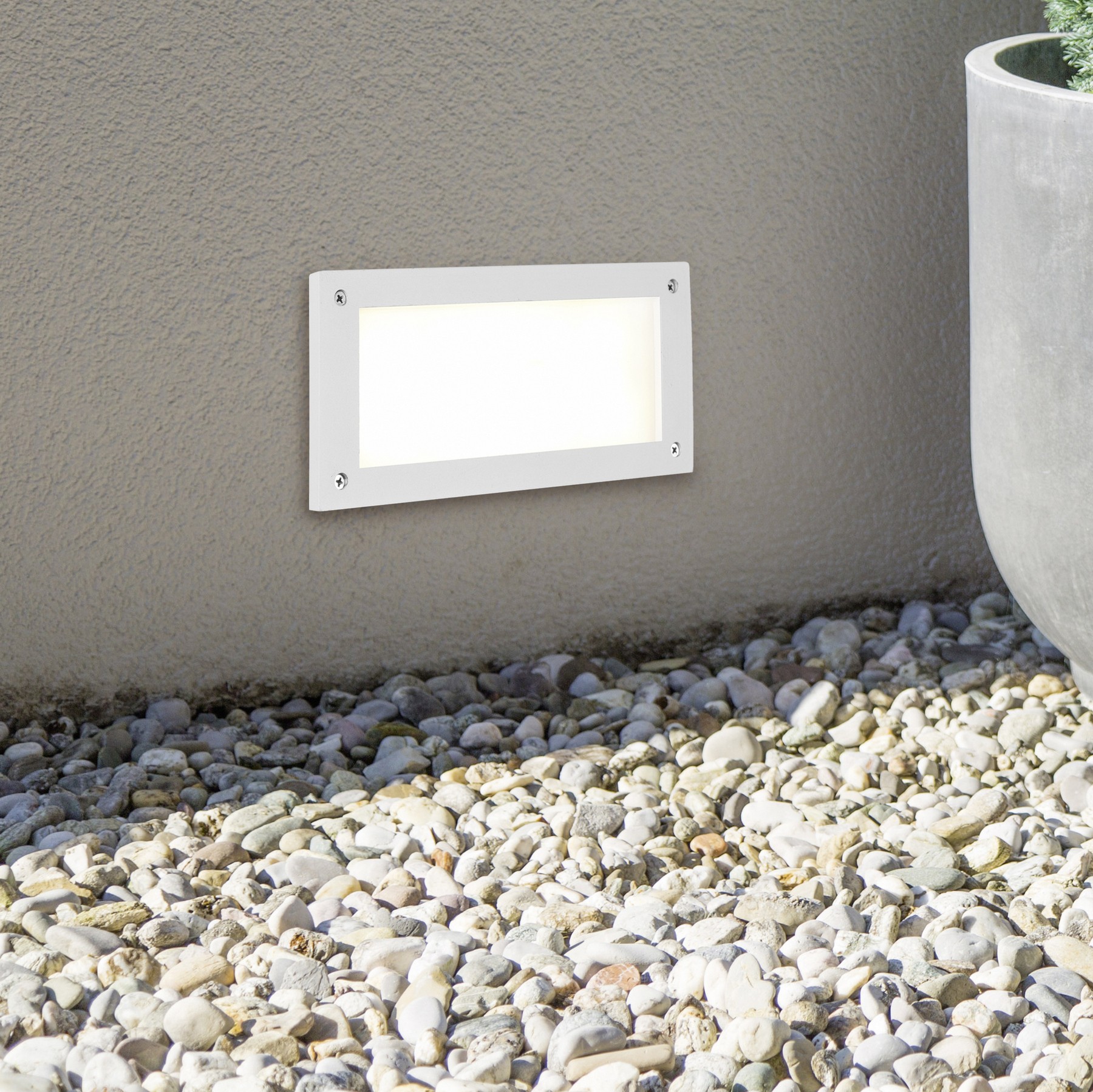38,95 € Envio grátis | Aplique de parede ao ar livre Trio Kelly 9W 3000K Luz quente. 24×11 cm. LED integrado Alumínio fundido. Cor branco
