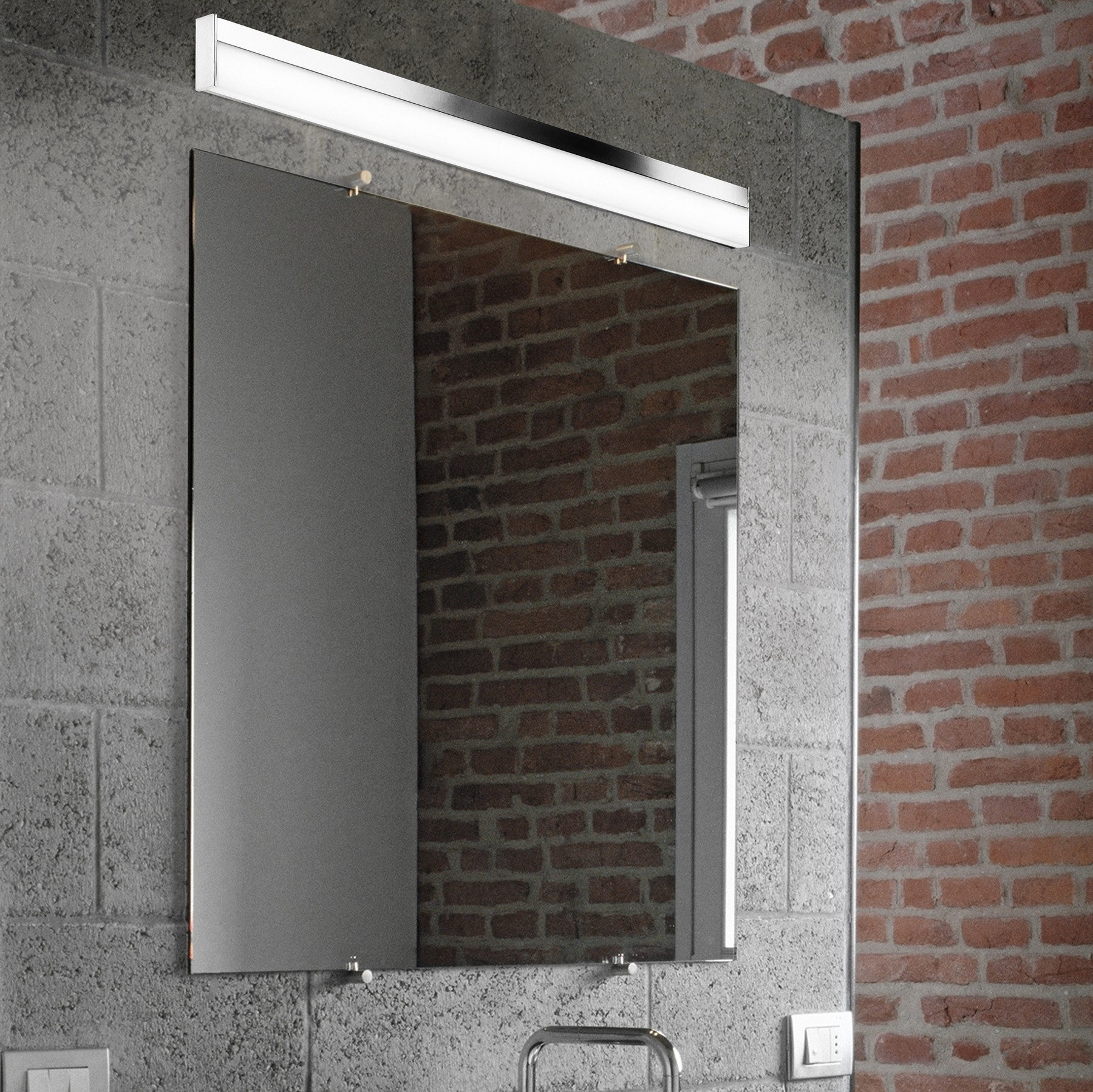 119,95 € 免费送货 | 室内壁灯 Trio Nilo 12W 3000K 暖光. 120×7 cm. 集成LED 金属. 镀铬 颜色