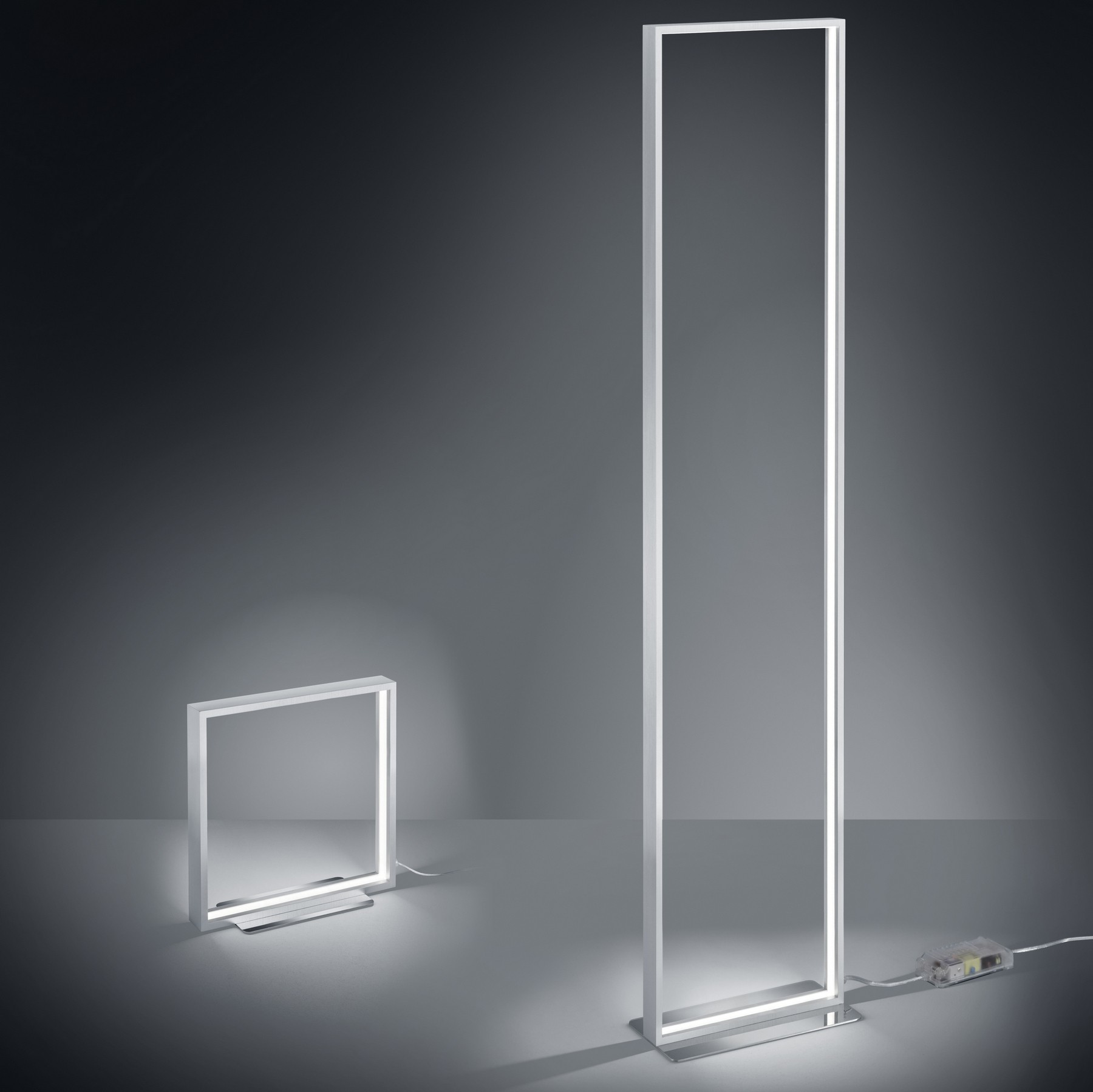 53,95 € Spedizione Gratuita | Lampada da tavolo Trio Azur 9W 3000K Luce calda. 31×30 cm. LED integrato. Funzione touch Alluminio. Colore alluminio