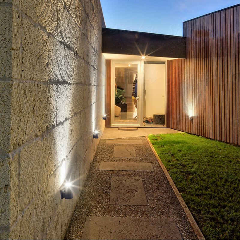 12,95 € Free Shipping | Outdoor wall light Rectangular Shape 13×11 cm. Waterproof Aluminum. Anthracite Color