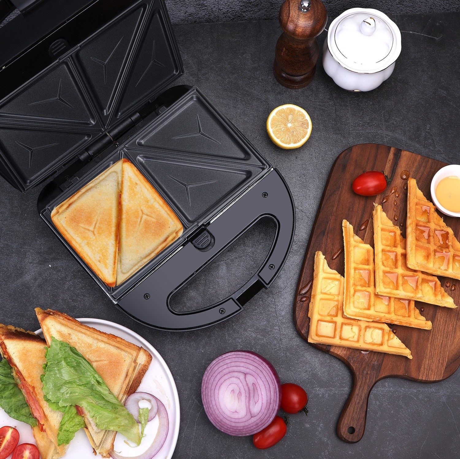 34,95 € Kostenloser Versand | Küchengerät Aigostar 750W 24×22 cm. 3 in 1 Sandwichmaker Schwarz Farbe