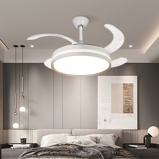 137,95 € Spedizione Gratuita | Ventilatore da soffitto con luce 100W 4 lame. Telecomando. Funzione estate e inverno. motore a corrente continua Acrilico e metallo. Colore bianca