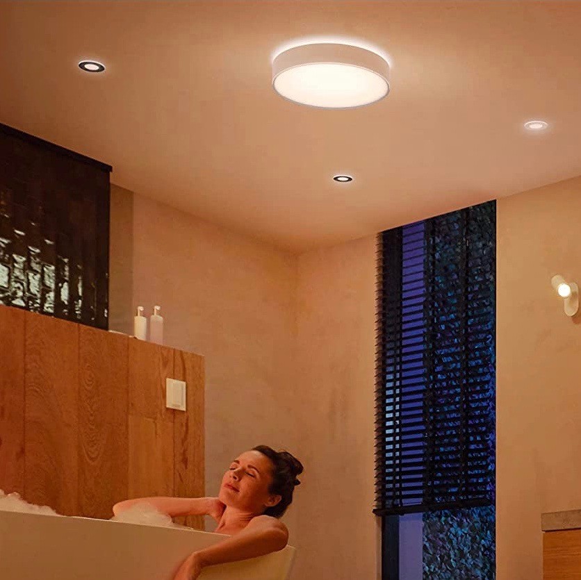 253,95 € Envio grátis | Luz de teto interna Philips 38×38 cm. LED. Alexa, Apple e Google Home Pmma e metais. Cor branco