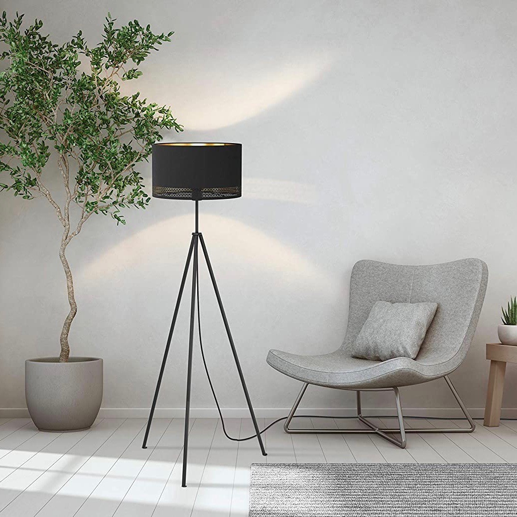 171,95 € Envío gratis | Lámpara de pie Eglo 60W 141×38 cm. Colocada sobre trípode Acero. Color negro