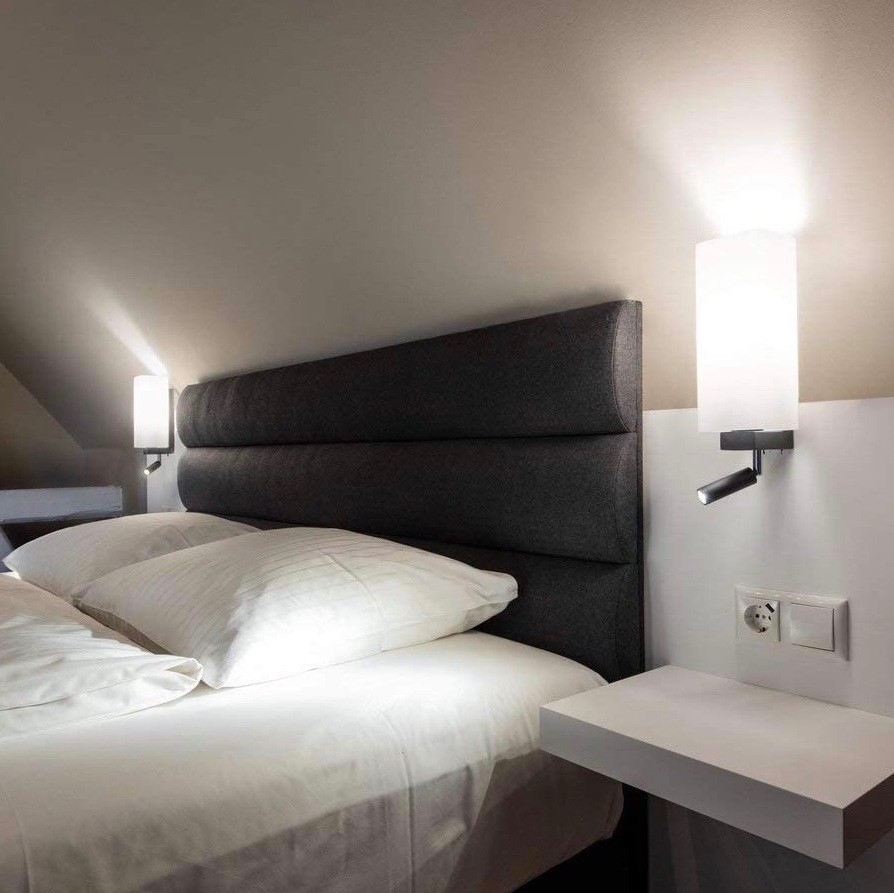 262,95 € Envio grátis | Luz de parede interna 32×14 cm. Luz auxiliar ajustável. ajustável na posição Aço e vidro. Cor branco