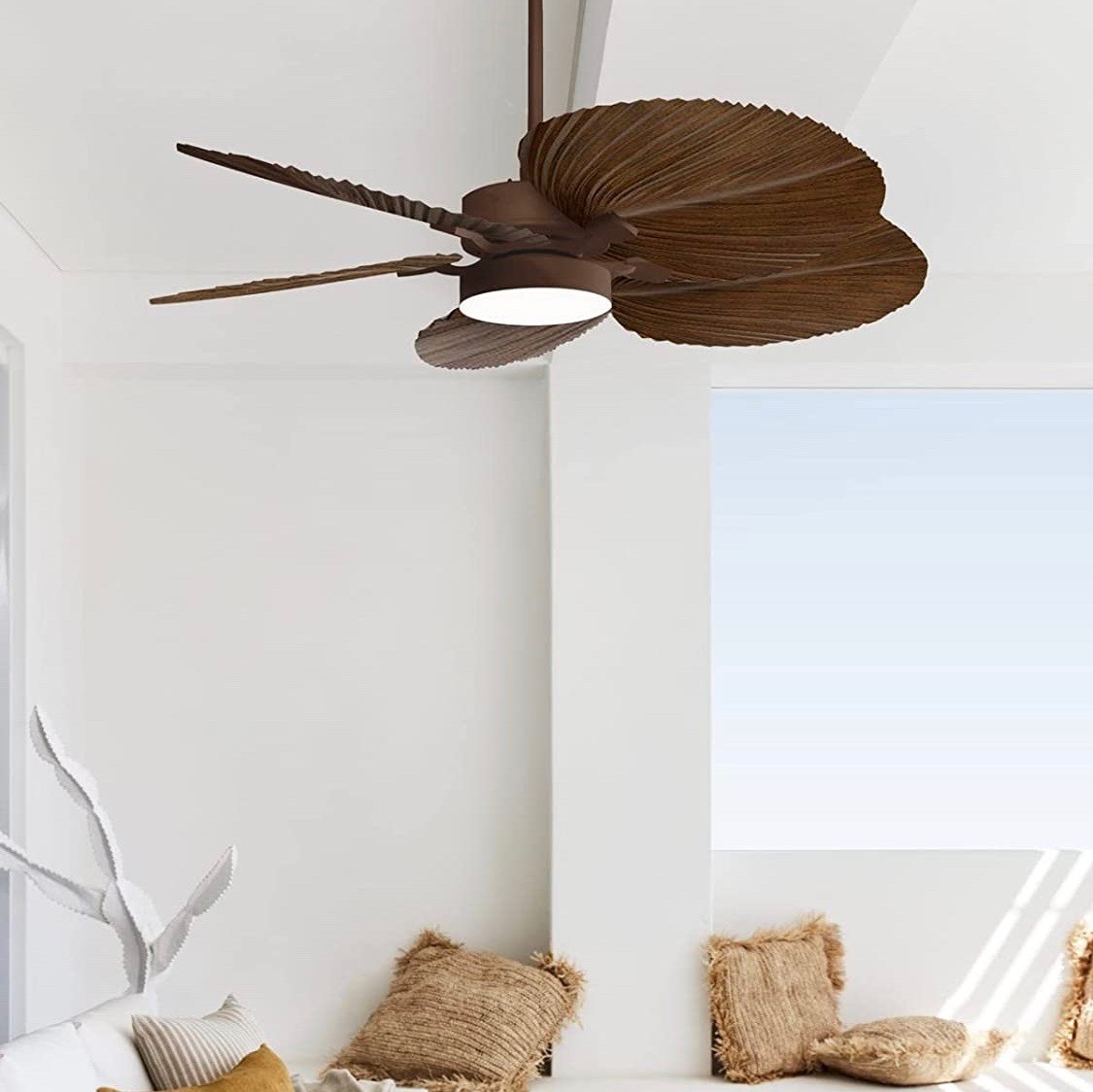 598,95 € Envio grátis | Ventilador de teto com luz 132×132 cm. 5 palhetas-lâminas. design em forma de folha Abs e pmma. Cor castanho