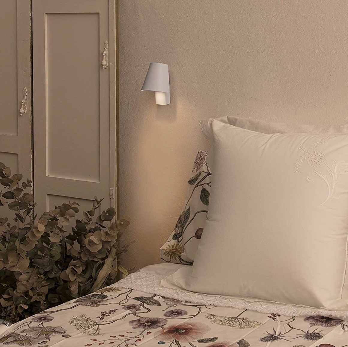 89,95 € Envoi gratuit | Applique murale d'intérieur 4W 3000K Lumière chaude. 14×11 cm. LED Métal. Couleur blanc