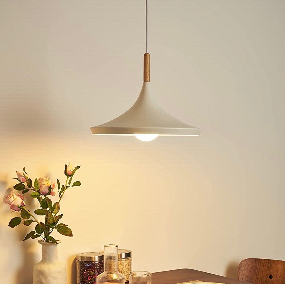 87,95 € Бесплатная доставка | Подвесной светильник 20W 36×36 cm. Металл и древесина. Белый Цвет