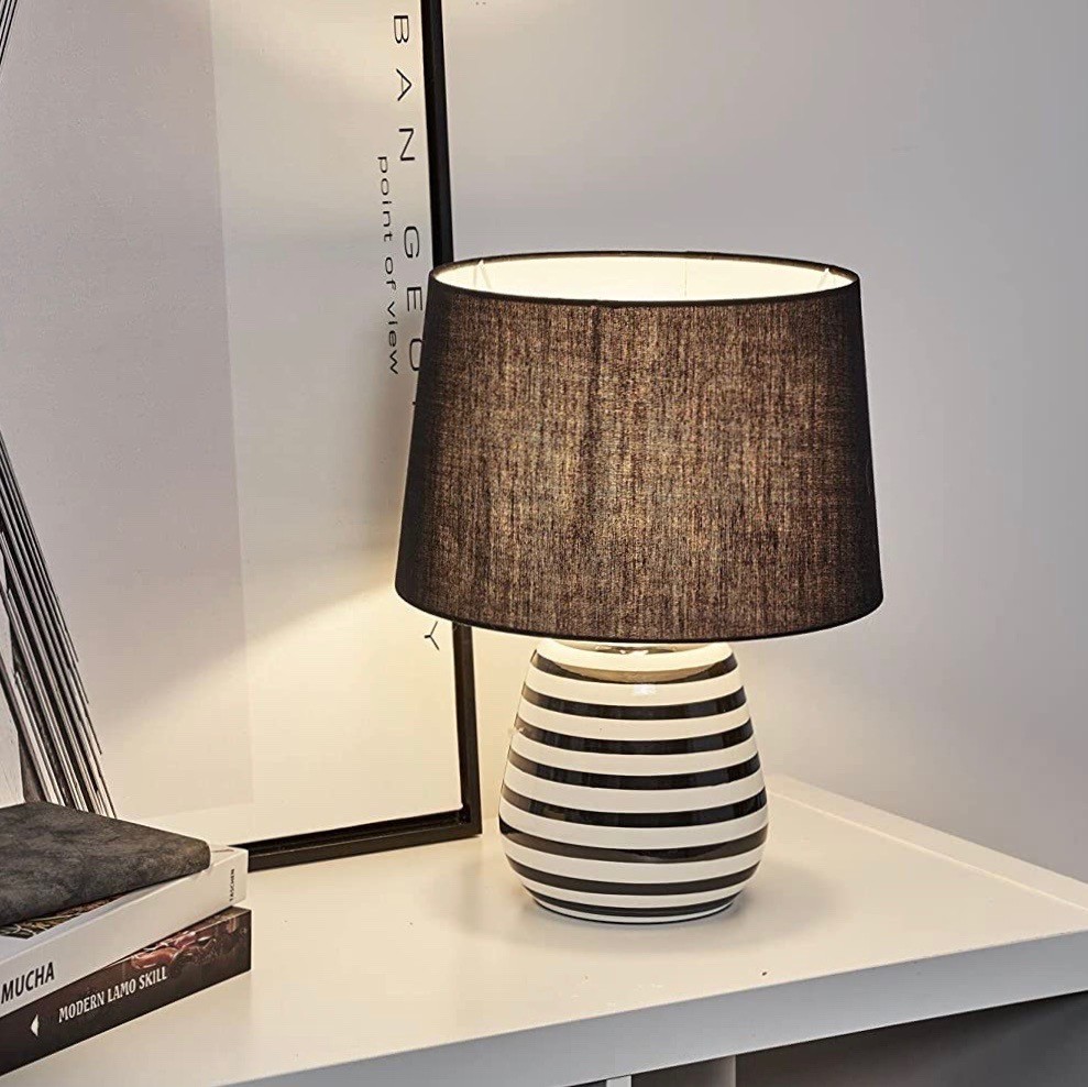 75,95 € Kostenloser Versand | Tischlampe 20W 36×25 cm. Keramik und textil. Schwarz Farbe