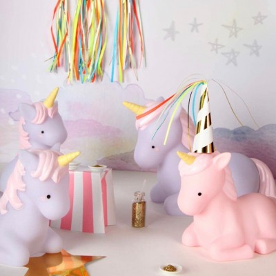 69,95 € Free Shipping | Kids lamp 21×15 cm. LED night light. Unicorn shaped design. remote control and transformer Pmma. White Color