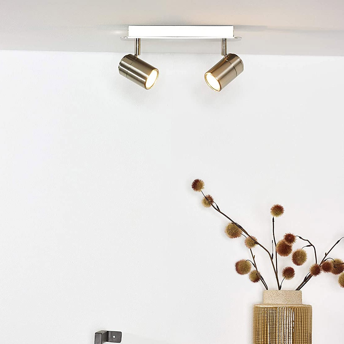 93,95 € Envoi gratuit | Projecteur d'intérieur 10W 28×12 cm. Double mise au point réglable Métal. Couleur chromé