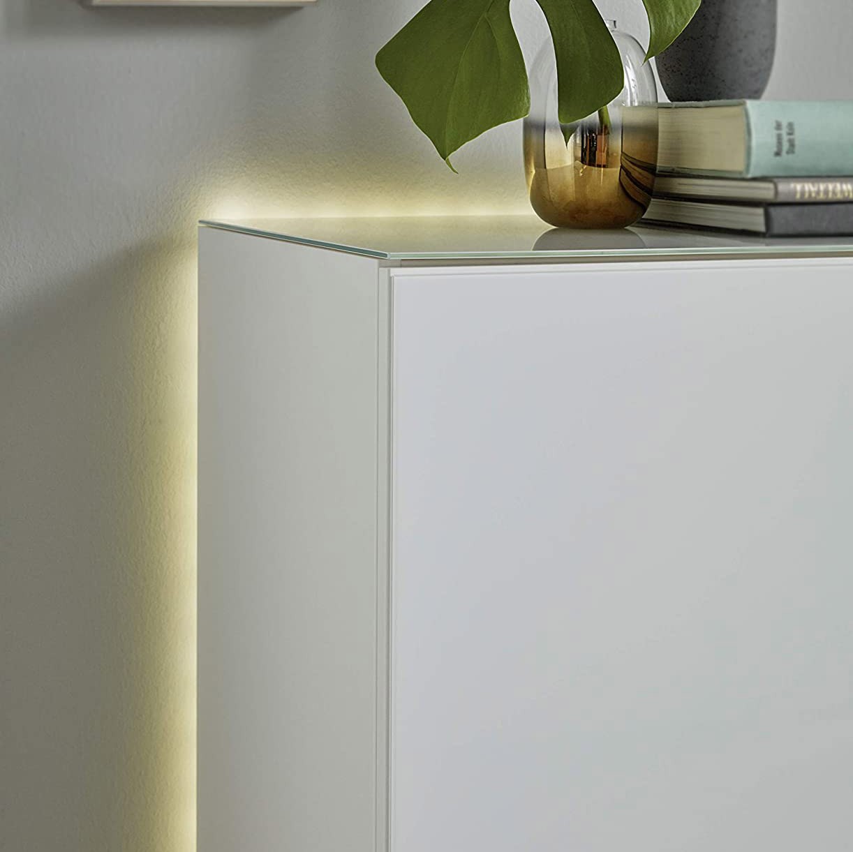 73,95 € Envio grátis | Tira e mangueira de LED Eglo 11.4W LED 2700K Luz muito quente. 300 cm. 3 metros. Bobina de tira de LED. Controle com APP para smartphone Pmma. Cor branco
