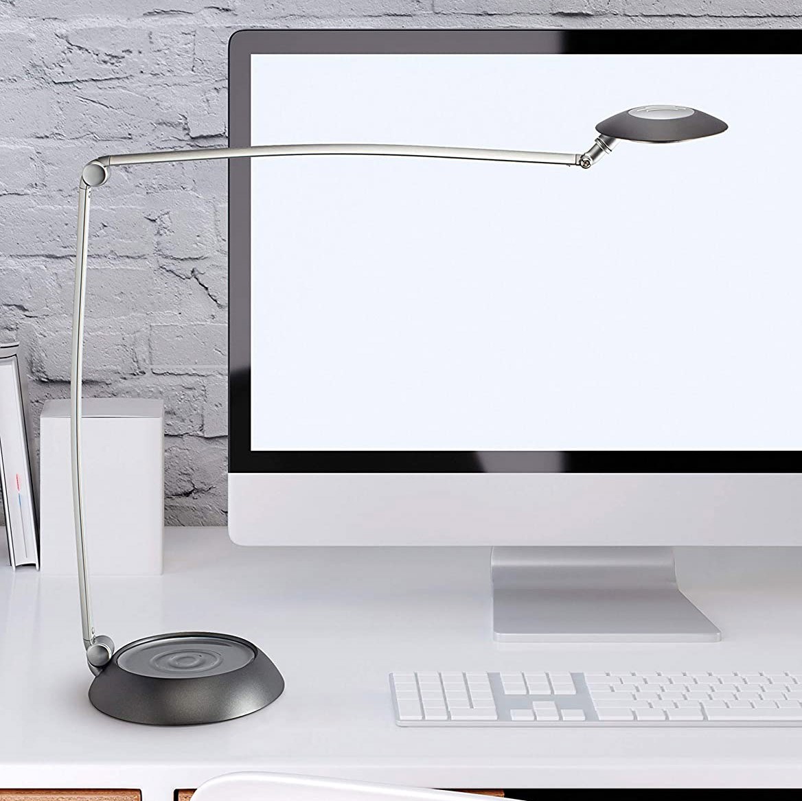 124,95 € Envio grátis | Lampada de escritorio 6W 47×23 cm. Articulável Alumínio. Cor prata