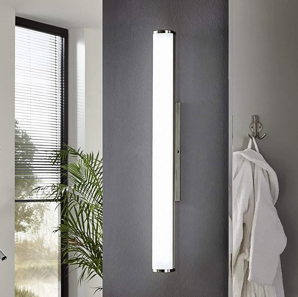 132,95 € Envio grátis | Iluminação de móveis Eglo 24W 4000K Luz neutra. 90×9 cm. Cor branco