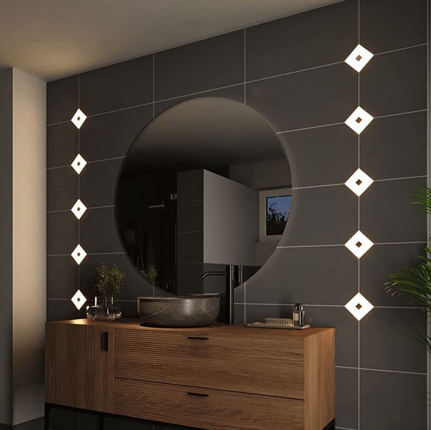 61,95 € Envio grátis | Luz de parede interna 10×10 cm. Design em forma de ladrilho Alumínio e pmma. Cor branco