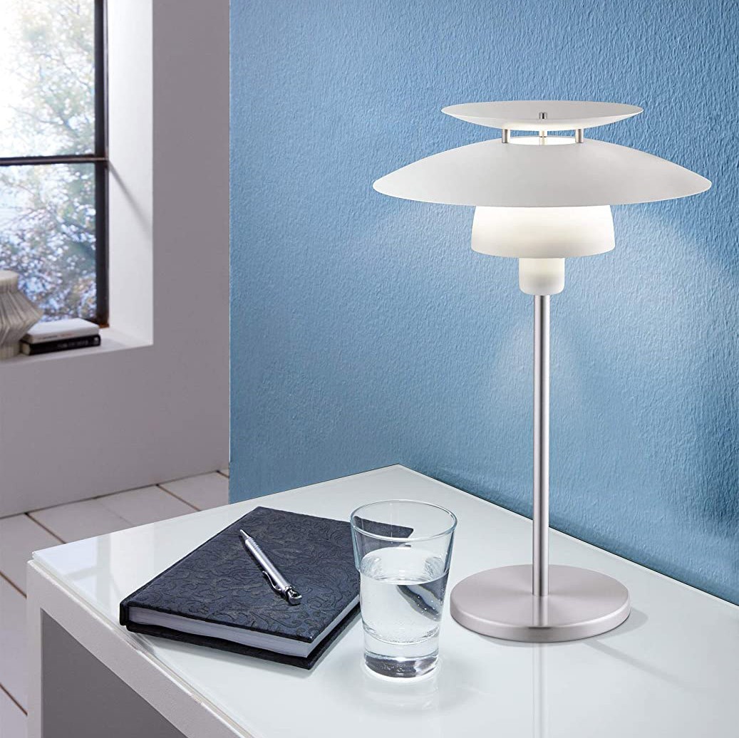 101,95 € Envío gratis | Lámpara de sobremesa Eglo 60W 50×32 cm. Acero. Color blanco