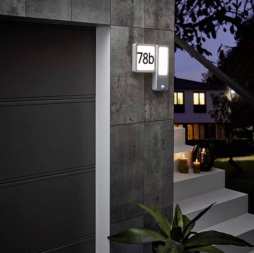 117,95 € Envoi gratuit | Applique murale d'extérieur Eglo 6W 3000K Lumière chaude. 30×30 cm. Signe LED. Détecteur de mouvement Aluminium et pmma. Couleur argent