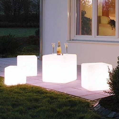 133,95 € Spedizione Gratuita | Lampada da esterno 40×40 cm. LED Acrilico e polietilene. Colore bianca