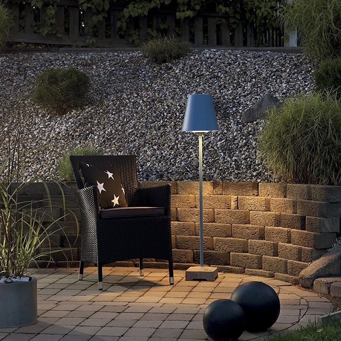 325,95 € Envio grátis | Lâmpada de exterior 60W 130×28 cm. Alumínio. Cor azul
